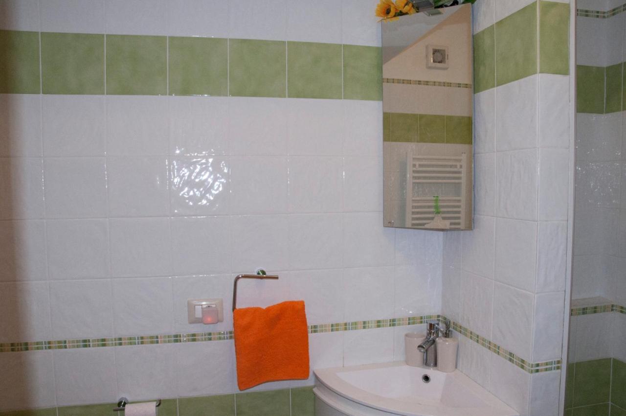 Casa Nino Apartment โรม ภายนอก รูปภาพ